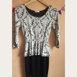 Everly Floral 3/4 Sleeve Peplum Stretch Dress
